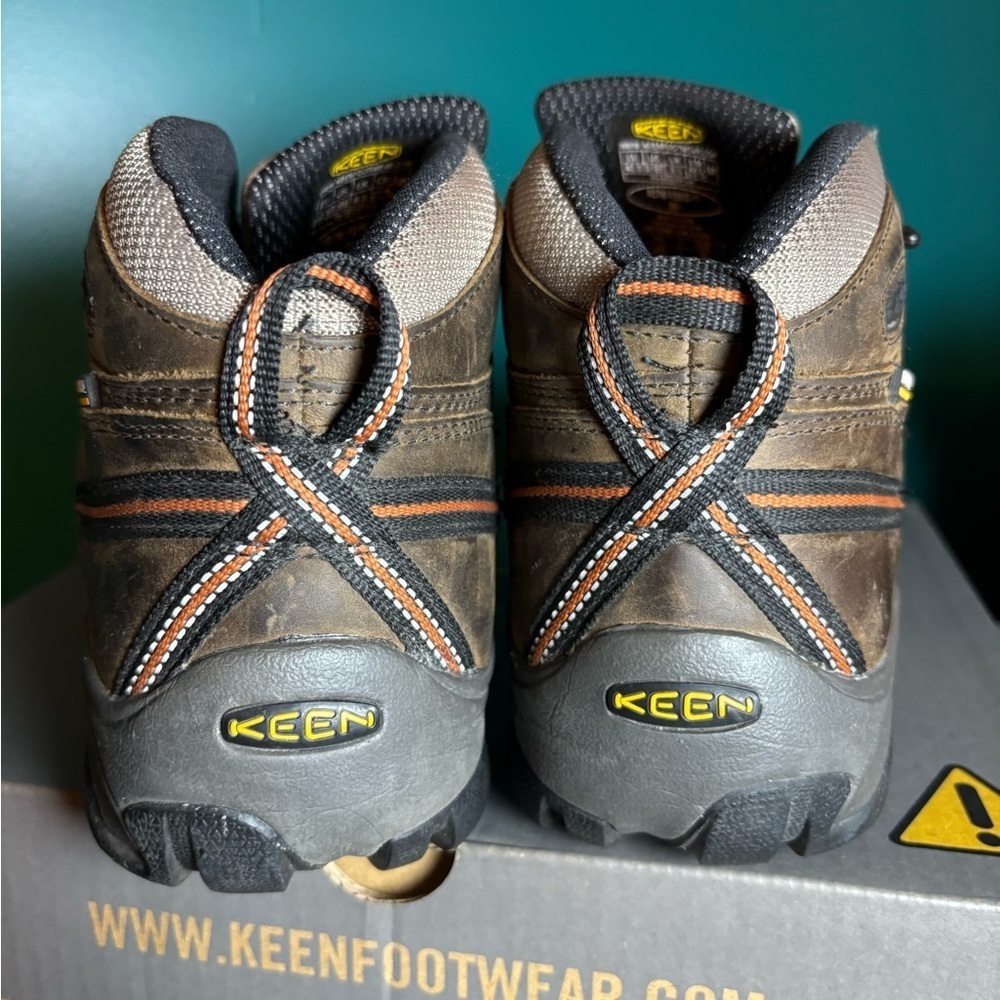 Keen Brown Outdoor Boots Detroit Mid Ankle Support Rugged Sole Waterproof Wide - Picture 3 of 10